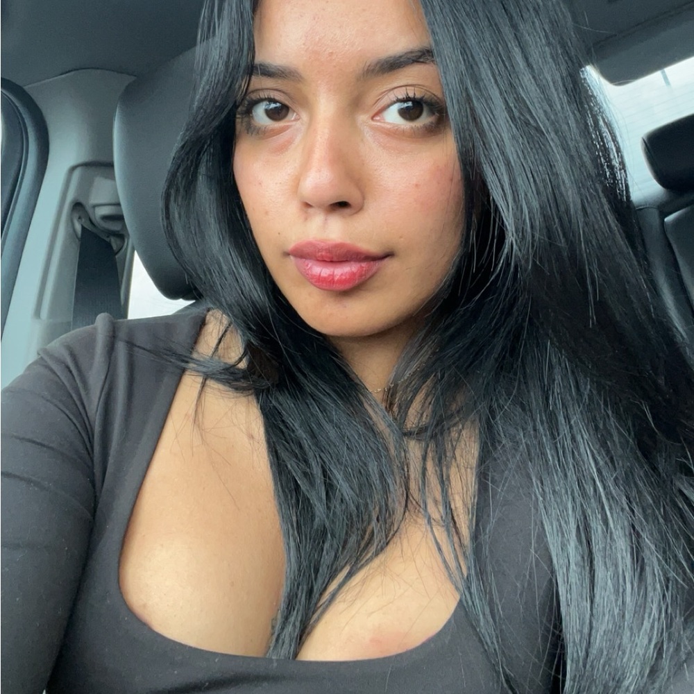 Meet your Posher, Cami